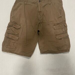 Men's Brown Wrangler Cargo Shorts